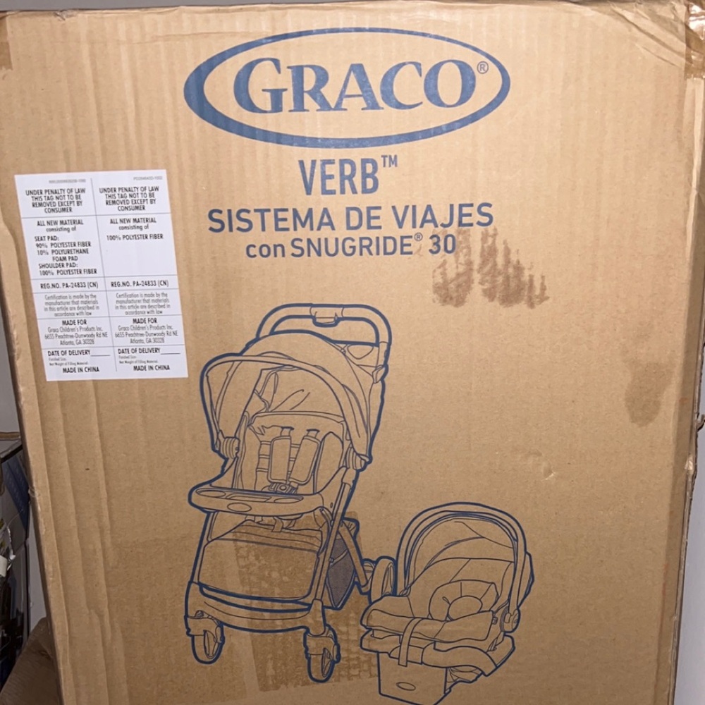 Graco Verb Travel System with SnugRide 30